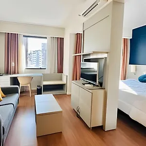Staybridge Cond. Flats São Paulo